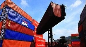 影响海运集装箱价格的因素？