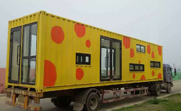 集装箱幼儿园-绚丽的集装箱房屋